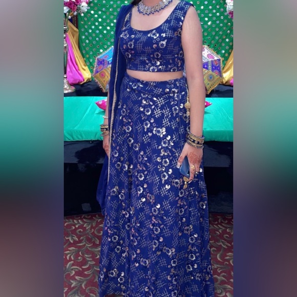 Royal blue lehenga - Picture 3 of 3